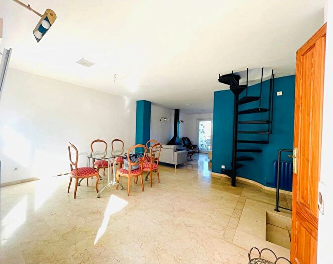 Casas en venta y pisos alquiler - 3