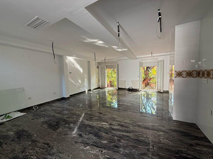 Piso en venta de 3 habitaciones, Triana, Triana Oeste