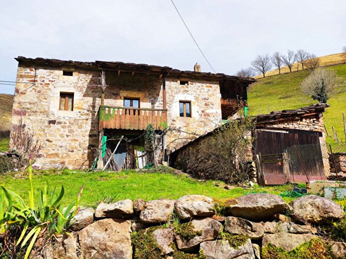 Casa en venta de 3 habitaciones: Cantabria, Cantabria