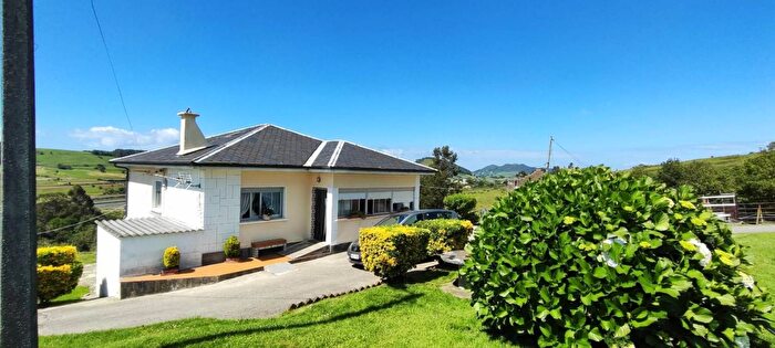 Casa en venta de 4 habitaciones en Cantabria, Cantabria