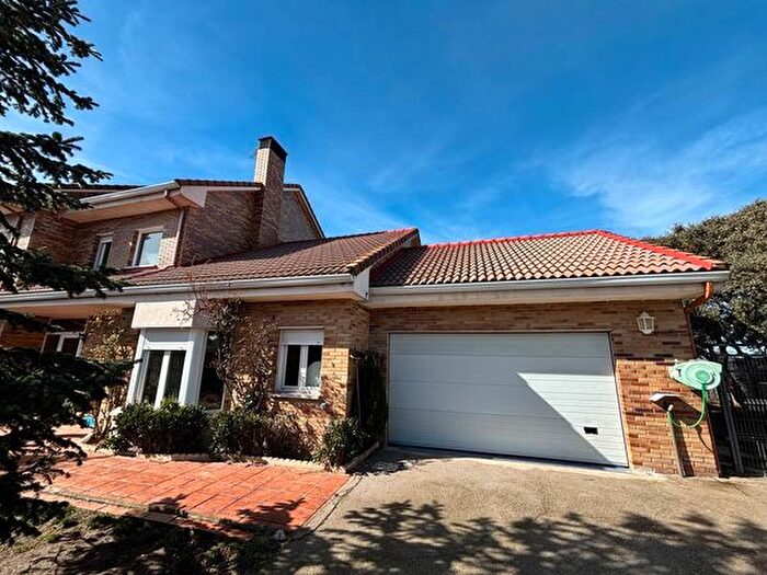Casa de 3 habitaciones en venta en Los Ángeles de San Rafael, El Espinar