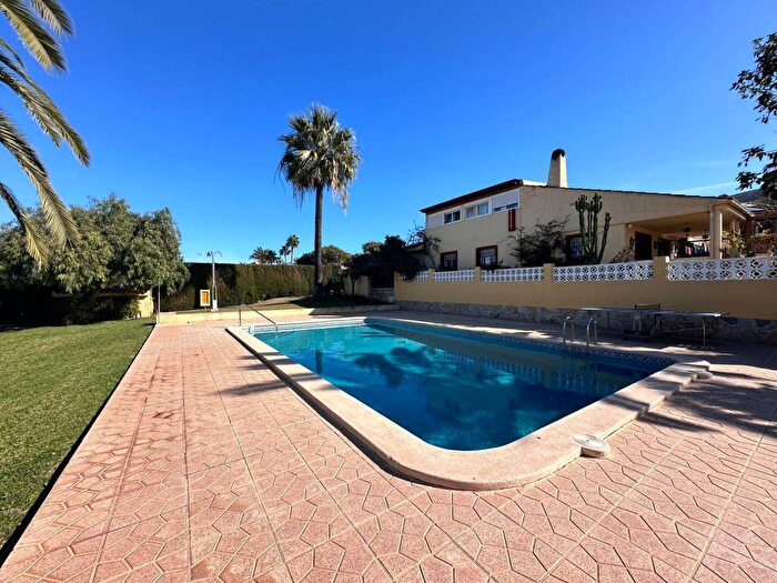 Comunitat Valenciana, Alicante: Casa en venta de 5 habitaciones