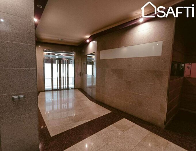 Piso en venta de 3 habitaciones en Galicia, Pontevedra