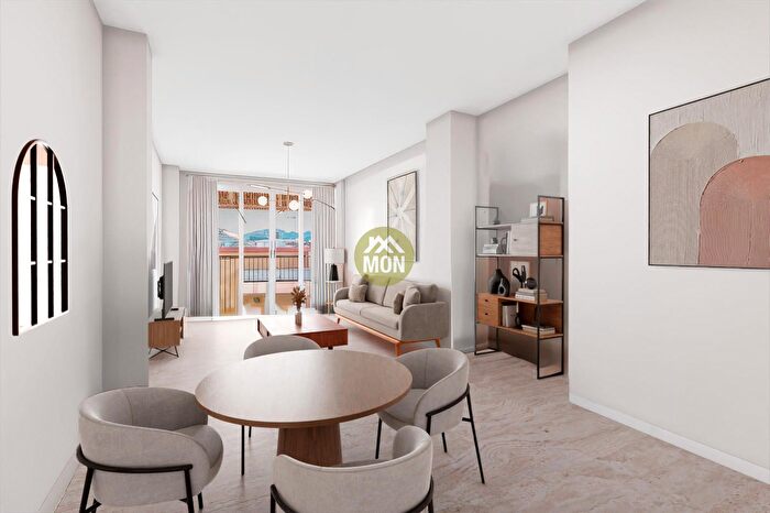 Piso de 3 habitaciones en venta en Casc Urbà, Pere Crespí