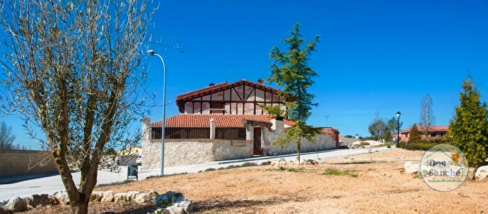 Piso de 12 habitaciones en venta en San Miguel del Arroyo, Valladolid