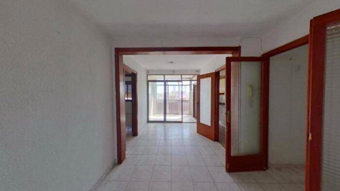 Cataluña, Barcelona: Piso en venta de 3 habitaciones