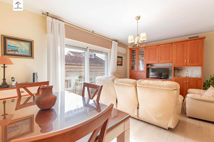 Piso en venta de 4 habitaciones, Andalucía, Granada