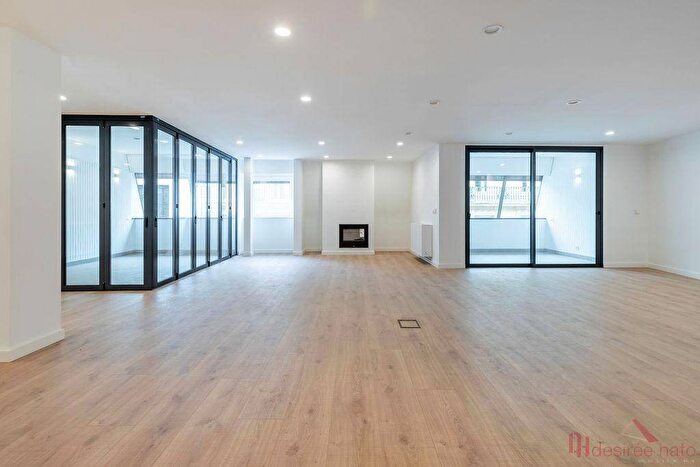 Piso de 4 habitaciones en venta en Comunitat Valenciana, València