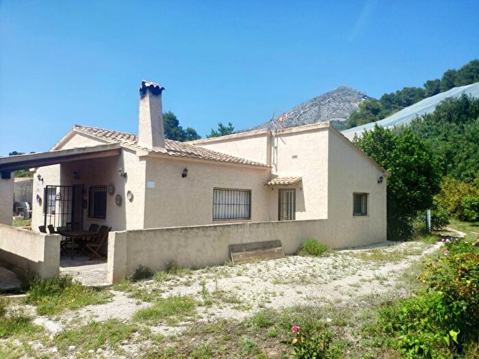 Casa en venta de 3 habitaciones en Comunitat Valenciana, Alicante