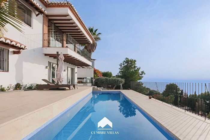 Casa de 4 habitaciones en venta en Andalucía, Granada