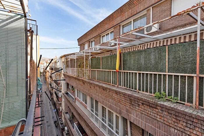 Piso de 6 habitaciones en venta en Centro, Centro Sagrario
