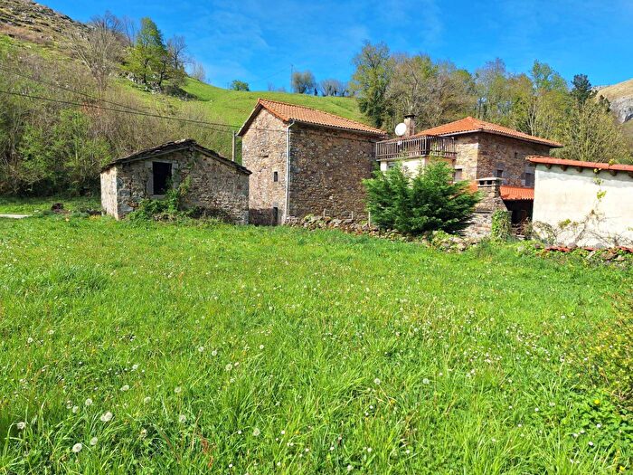 Casa en venta de 3 habitaciones, Cantabria, Cantabria