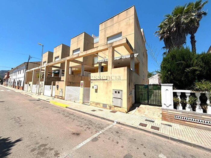 Casa en venta de 4 habitaciones: Comunitat Valenciana, València