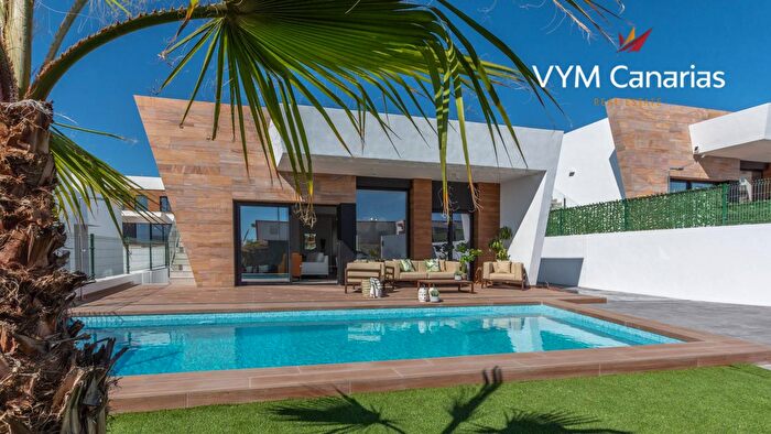 Casa de 4 habitaciones en venta en Comunitat Valenciana, Alicante