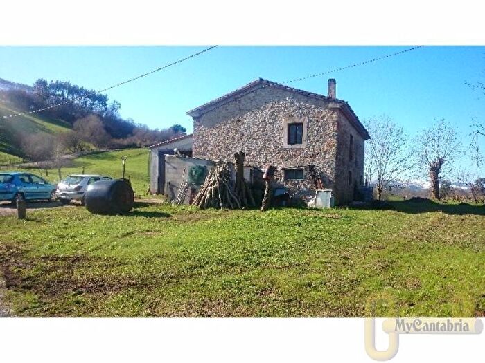 Casa en venta en Santa María de Cayón, Cantabria