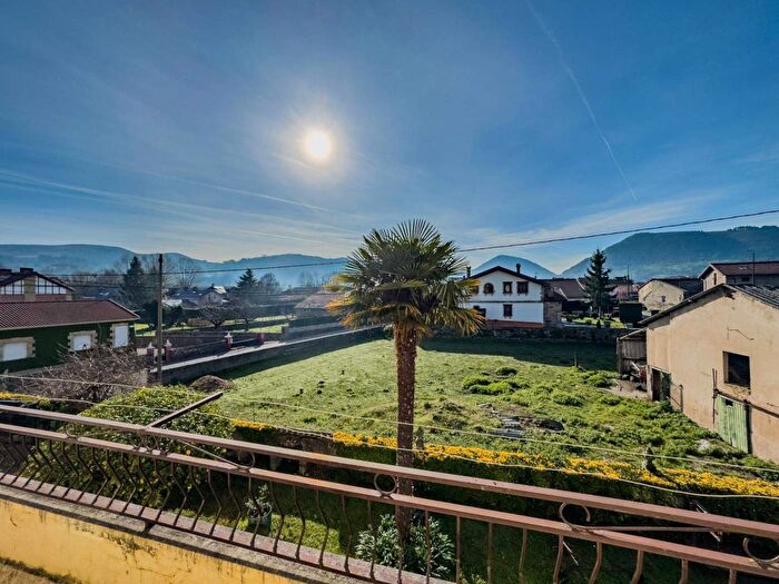 Casas en venta y pisos alquiler - 2
