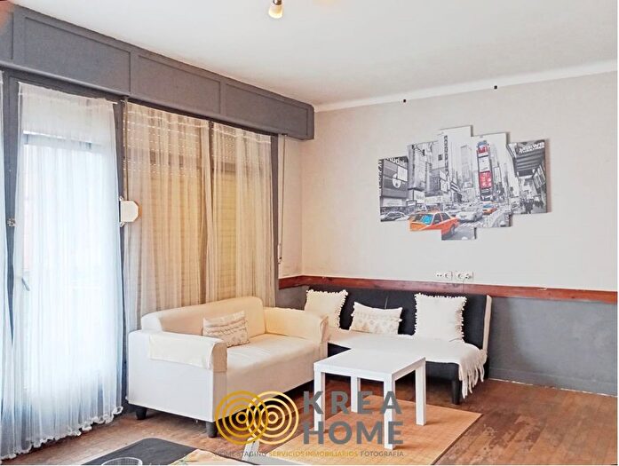 Piso de 4 habitaciones en venta en Mungia, Bizkaia