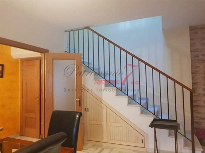Casas en venta y pisos alquiler - 3