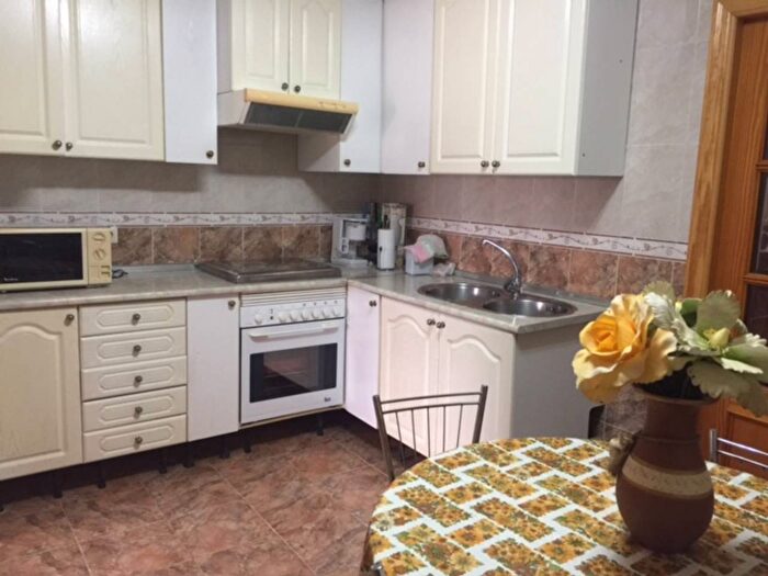 Castilla La Mancha, Albacete: Casa en venta de 3 habitaciones