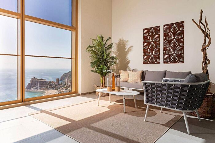 Piso de 3 habitaciones en venta en Comunitat Valenciana, Alicante