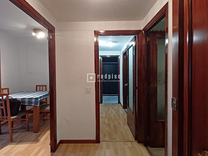 Piso en venta de 3 habitaciones, Ciudad Lineal, Pueblo Nuevo