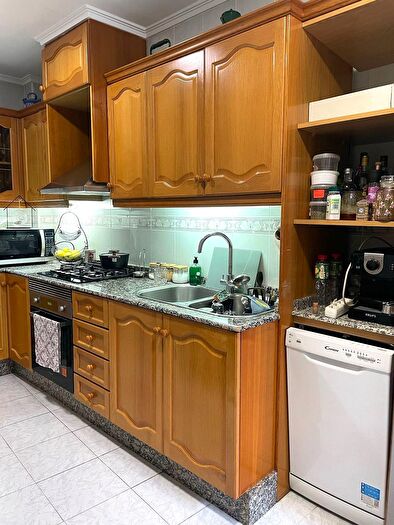 Casas en venta y pisos alquiler - 2