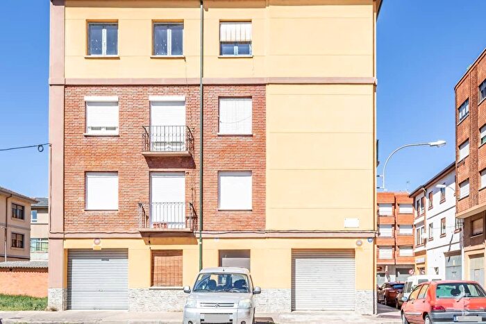 Piso en venta de 3 habitaciones, Castilla y León, León