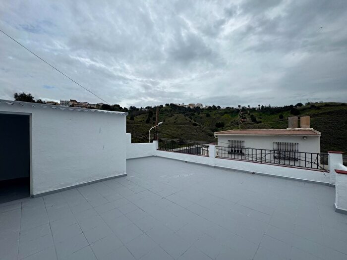 Casa en venta de 4 habitaciones en Ciudad Jardín, Mangas Verdes Las Flores Parque del Sur