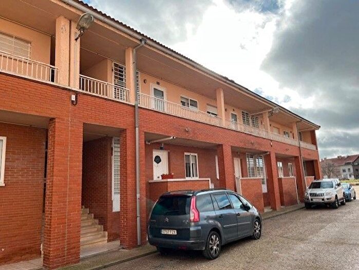 Piso en venta de 2 habitaciones: Villanubla, Valladolid