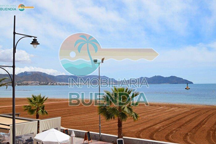 Piso en venta de 4 habitaciones en Región de Murcia, Murcia
