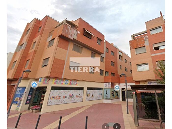 Piso en venta de 4 habitaciones, Norte, Juan de Borbón