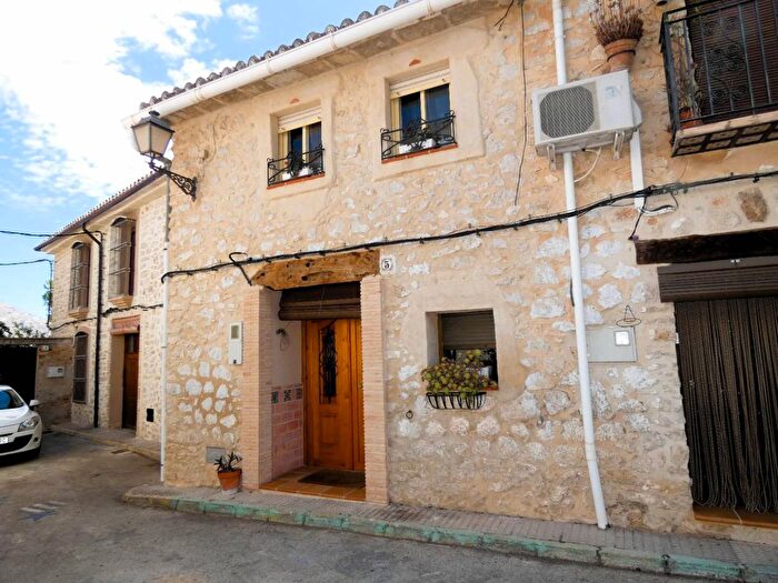 Casa en venta de 4 habitaciones: Comunitat Valenciana, Alicante