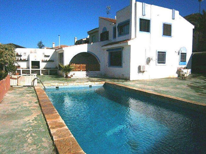 Casa de 4 habitaciones en venta en Comunitat Valenciana, Alicante
