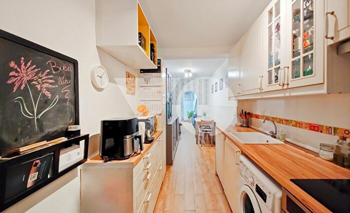 Casa en venta de 2 habitaciones en Barajas, Casco Histórico de Barajas