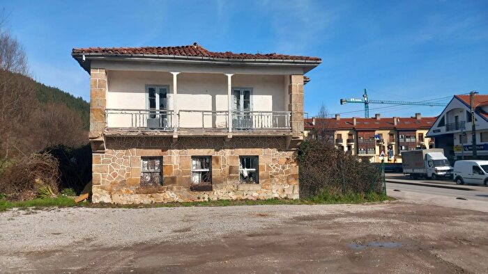 Cartes, Cantabria: Casa en venta de 5 habitaciones