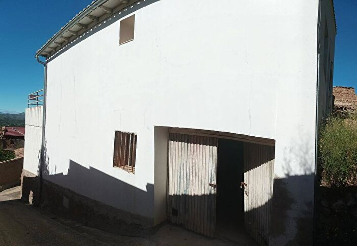 Casa en venta de 3 habitaciones: Aragón, Zaragoza