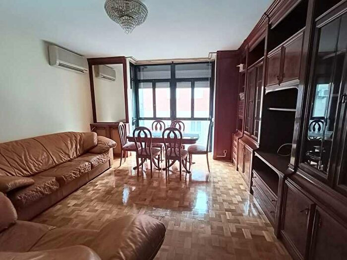 Piso en venta de 3 habitaciones en Carabanchel, Vista Alegre