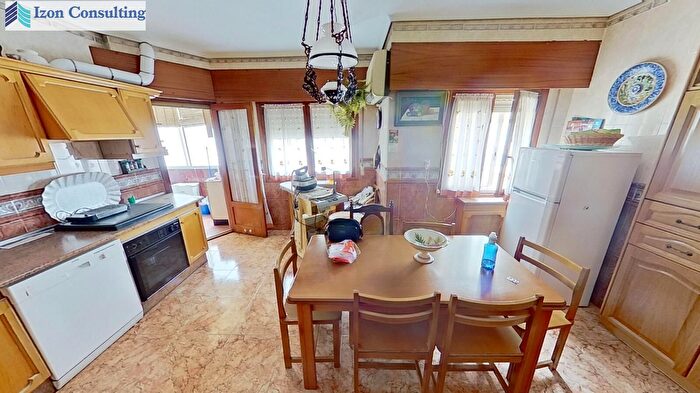 Hospital, Albacete Capital: Piso en venta de 5 habitaciones