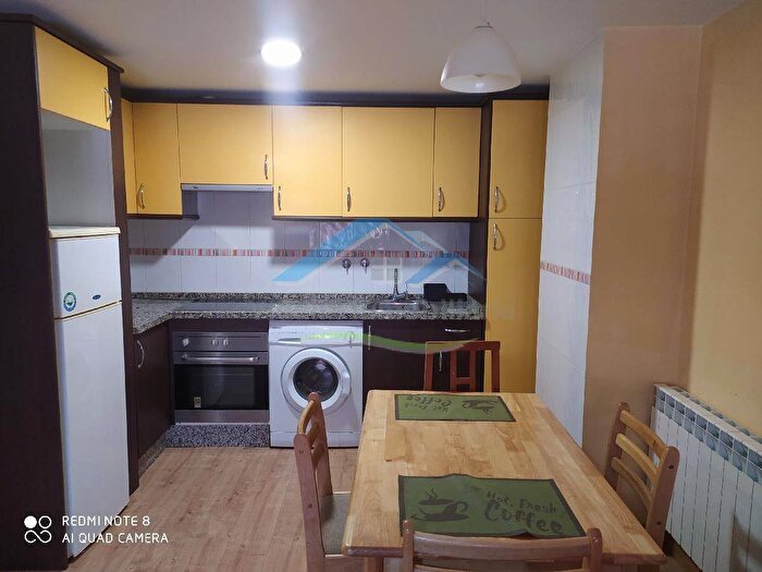 Piso en venta de 2 habitaciones: Castilla y León, León