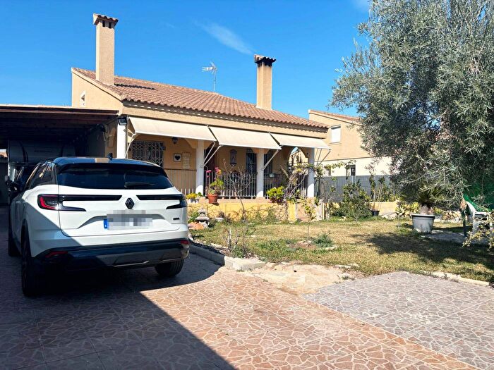 Casa en venta de 6 habitaciones en Comunitat Valenciana, Alicante