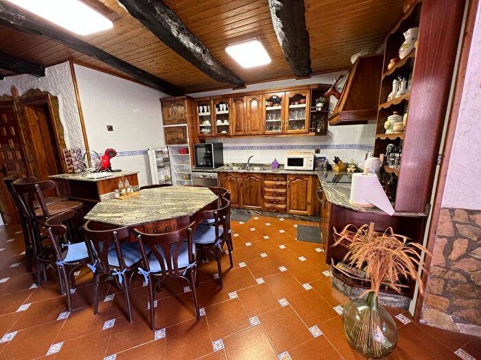 Castilla y León, León: Casa en venta de 3 habitaciones
