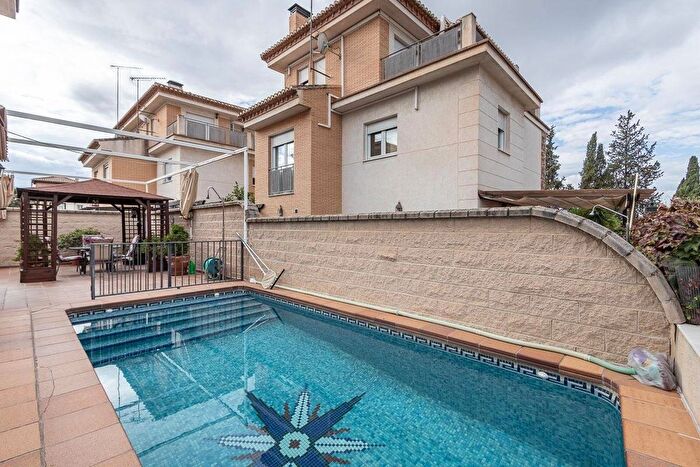 Casa en venta de 4 habitaciones en Andalucía, Granada