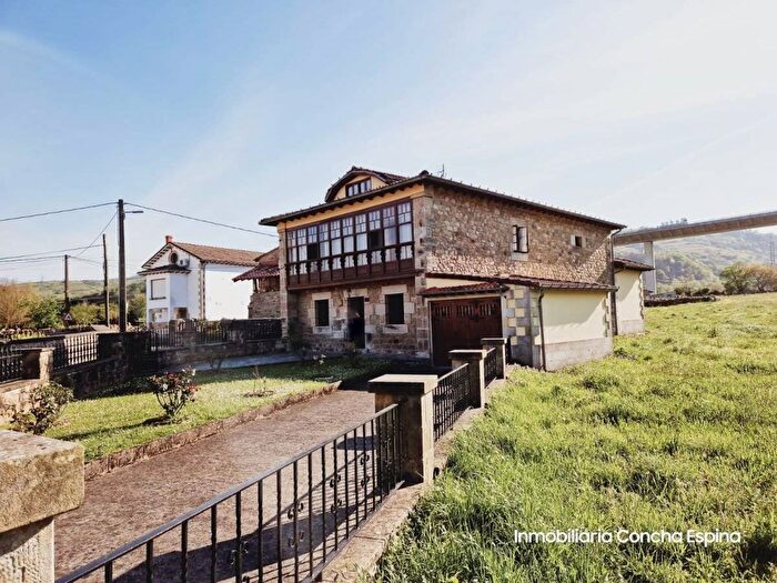 Casa de 4 habitaciones en venta en Cantabria, Cantabria