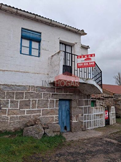 Casa de 3 habitaciones en venta en Castilla y León, Ávila