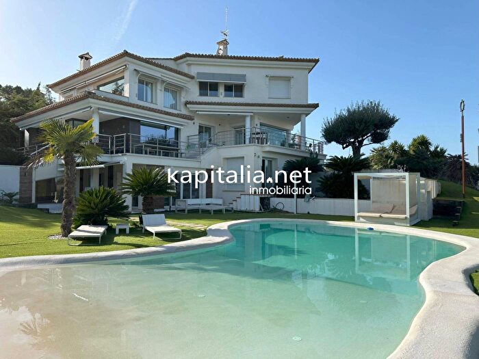 Casa de 6 habitaciones en venta en Comunitat Valenciana, València