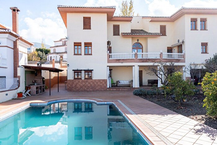 Barrio de la Vega, Monachil: Casa en venta de 6 habitaciones