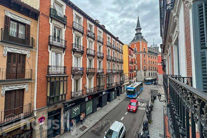 Piso en venta de 6 habitaciones, Centro, Sol