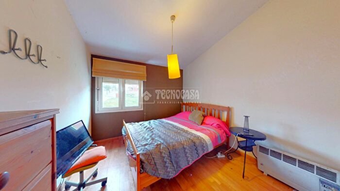 Casa de 4 habitaciones en venta en El Casar, Guadalajara