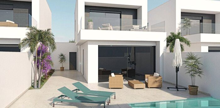 Casa en venta de 3 habitaciones en Comunitat Valenciana, Alicante