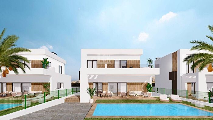 Casa en venta de 3 habitaciones, Comunitat Valenciana, Alicante